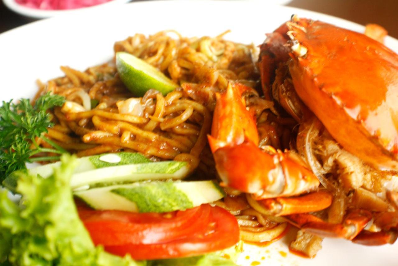 Hermes Palace Hotel Banda Aceh Ngoại thất bức ảnh