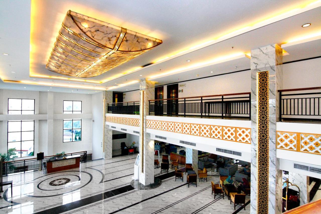 Hermes Palace Hotel Banda Aceh Ngoại thất bức ảnh