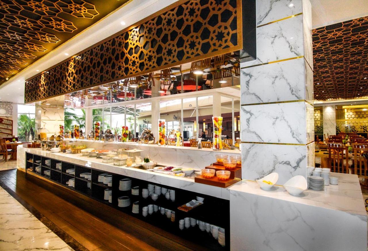 Hermes Palace Hotel Banda Aceh Ngoại thất bức ảnh